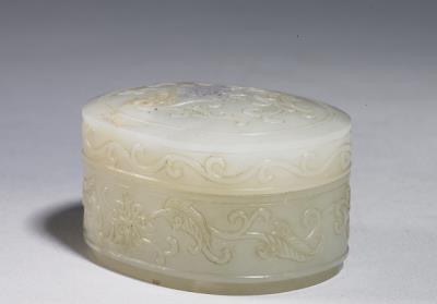 图片[2]-Jade oval box carved with flowers, Ming dynasty (1368-1644)-China Archive